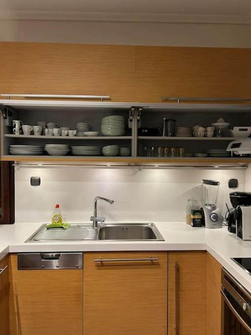 The One Apartment เทสซาโลนิกิ ภายนอก รูปภาพ